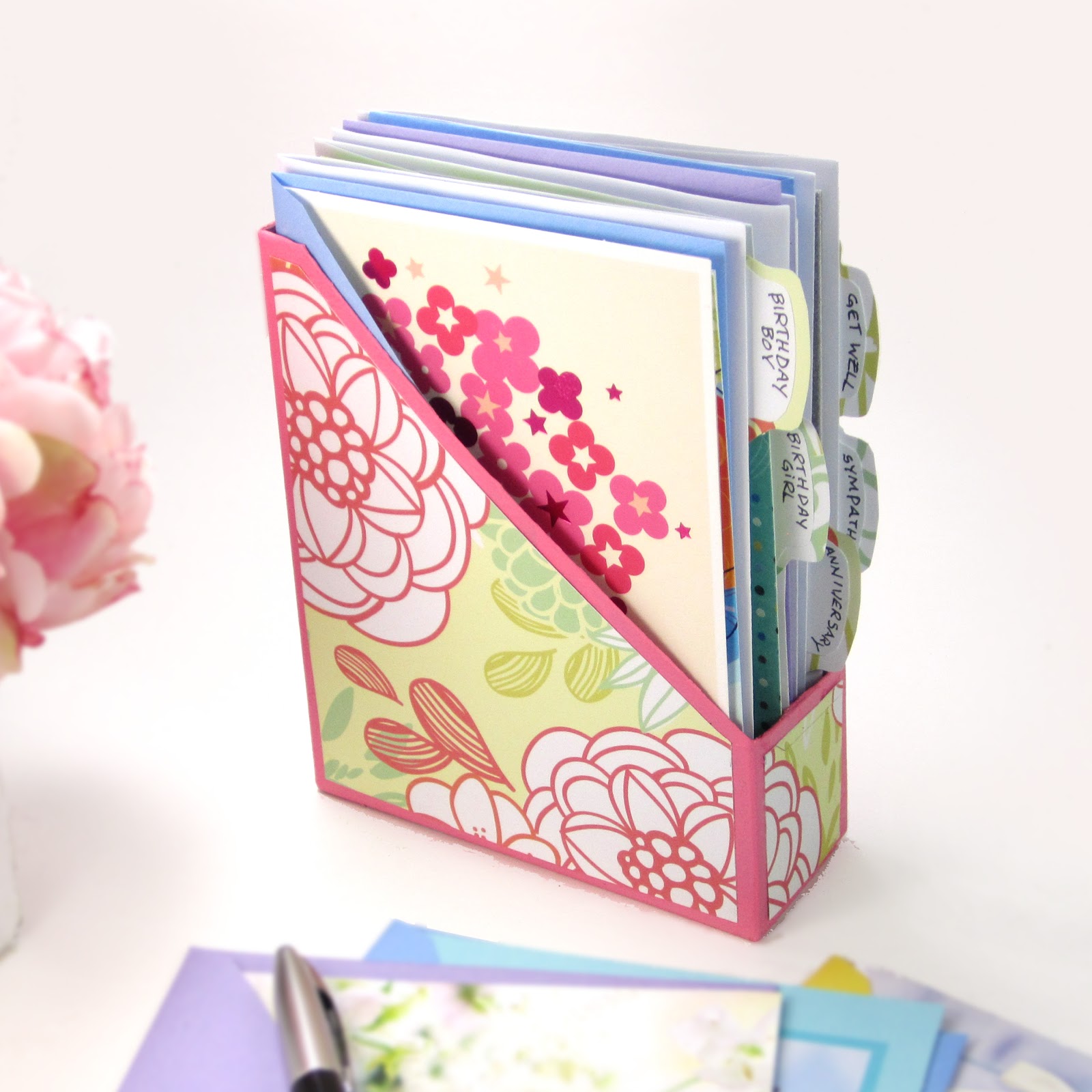 365 Designs: DIY Greeting Card Organizer